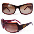 Fashion Acetate Sunglasses in Fashionable Design, Available in Various Colors and Sizes